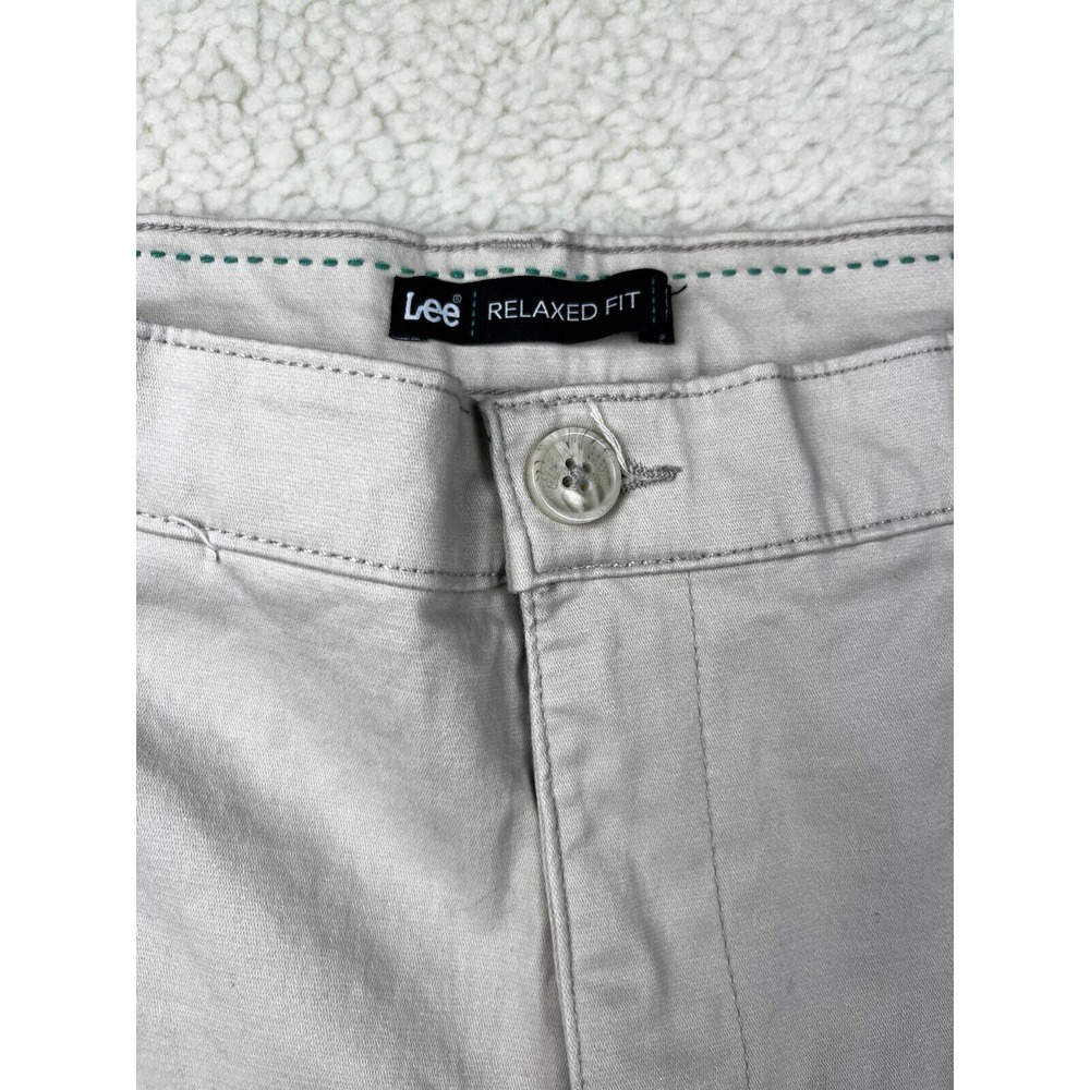 Lee Pants Womens Size 12 Comfort Straight Leg Flat Front 4 Pocket Design‎ Khaki - Picture 2 of 10